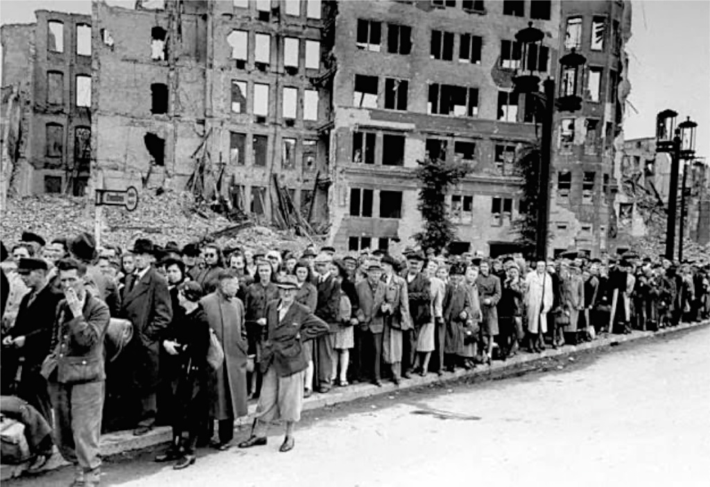 1945 
