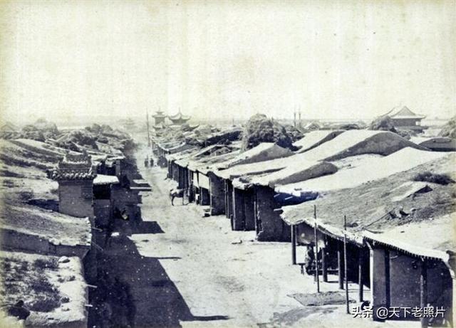 1875年新疆哈密老照片  145年前的哈密风光和人物风貌
