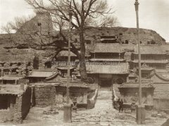 清末时期的山西大同老照片 110年前的云冈石窟