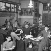 1946年上海老照片 民国中药铺药贩子